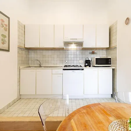 Termini - 7 Minutes From Termini Apartment