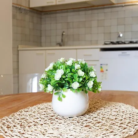 Termini - 7 Minutes From Termini Apartment Rome